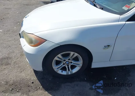 2008 BMW 328Xi z USA, uszkodzony, nr VIN WBAVC73598KX92658